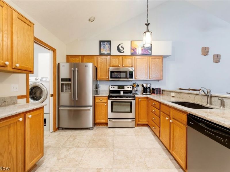 504 Timberline Drive, Unit 504, Columbiana, OH 44408 Photo 16