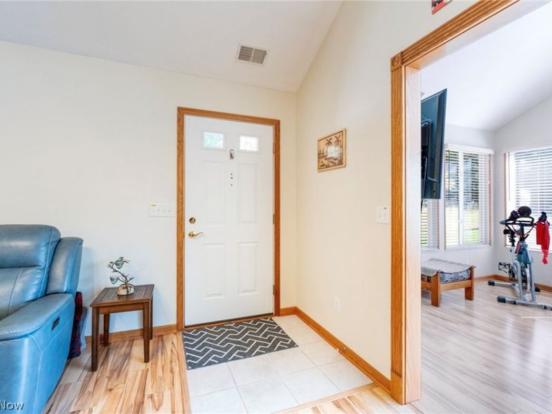 504 Timberline Drive, Unit 504, Columbiana, OH 44408 Photo 4