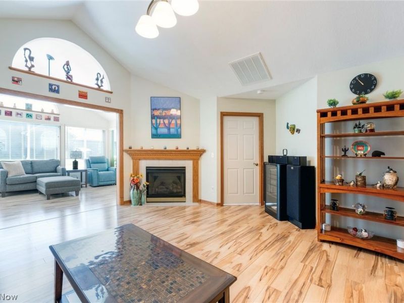504 Timberline Drive, Unit 504, Columbiana, OH 44408 Photo 6