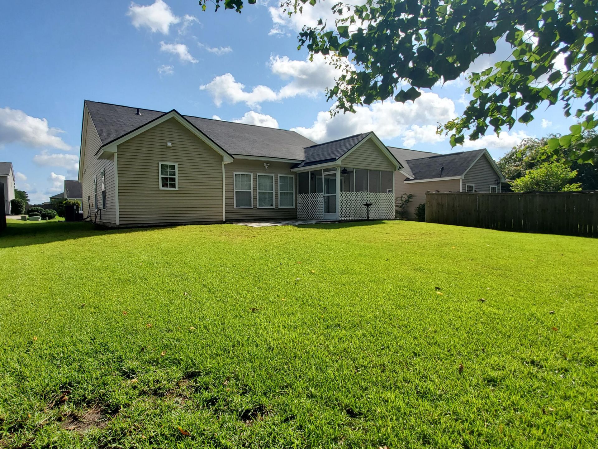 103 Salem Creek Drive Photo 6