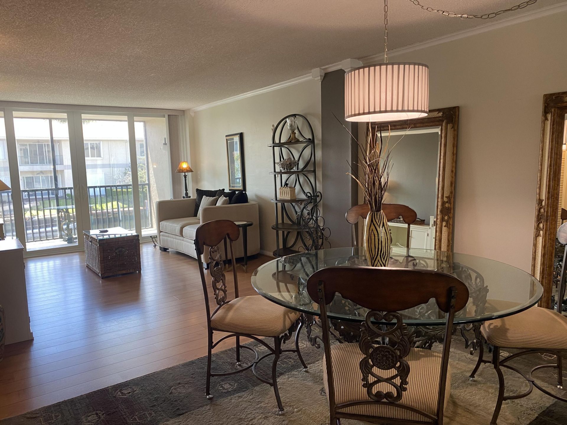 1 Royal Palm Way, Unit 201, Boca Raton, FL 33432 Photo