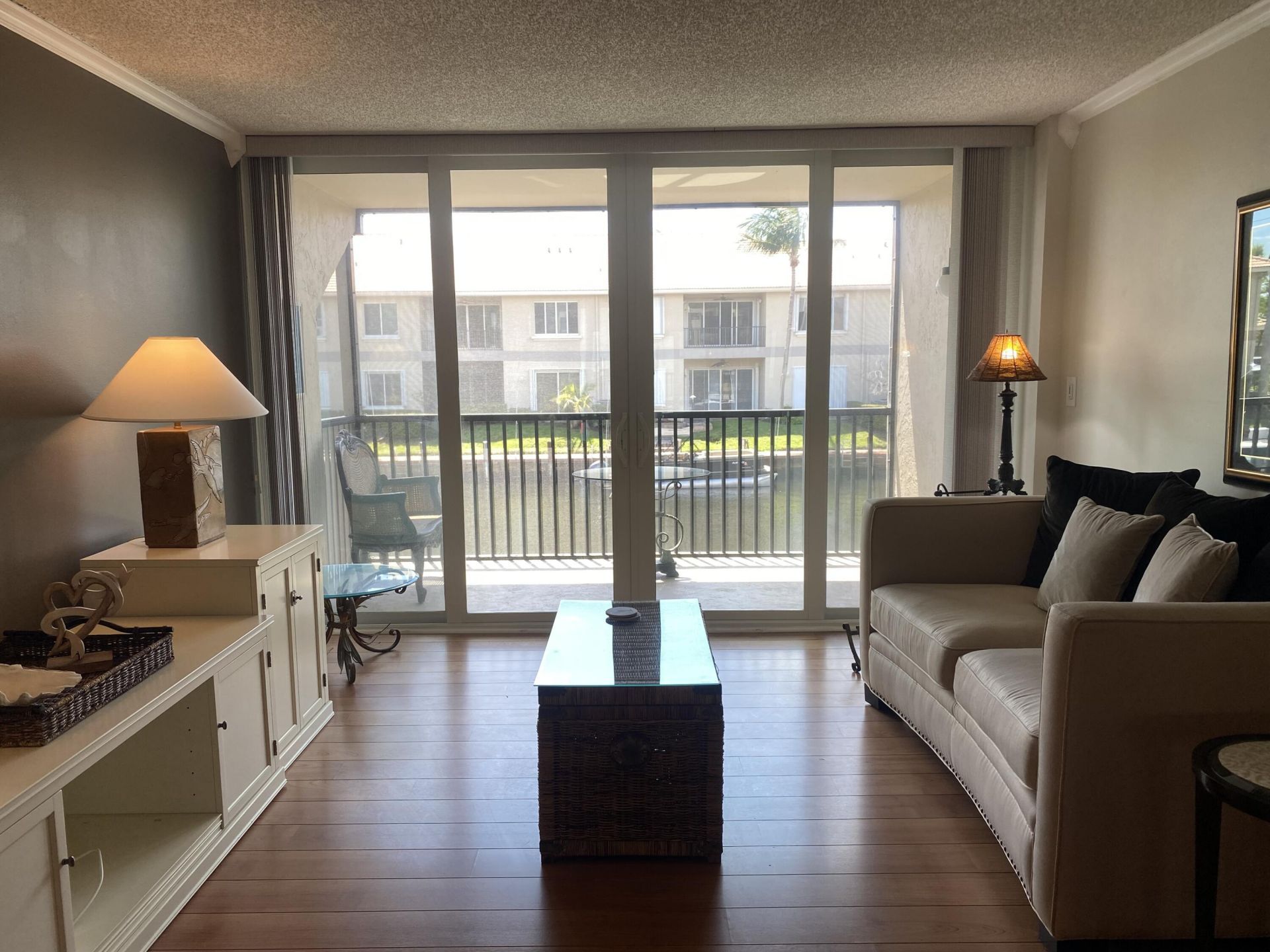1 Royal Palm Way, Unit 201, Boca Raton, FL 33432 Photo