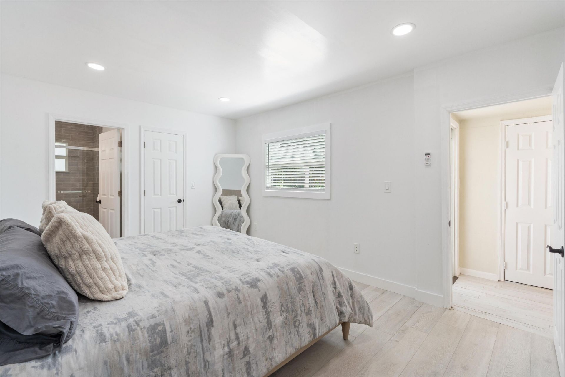 543 NE 3rd Avenue, Delray Beach, FL 33444 Photo