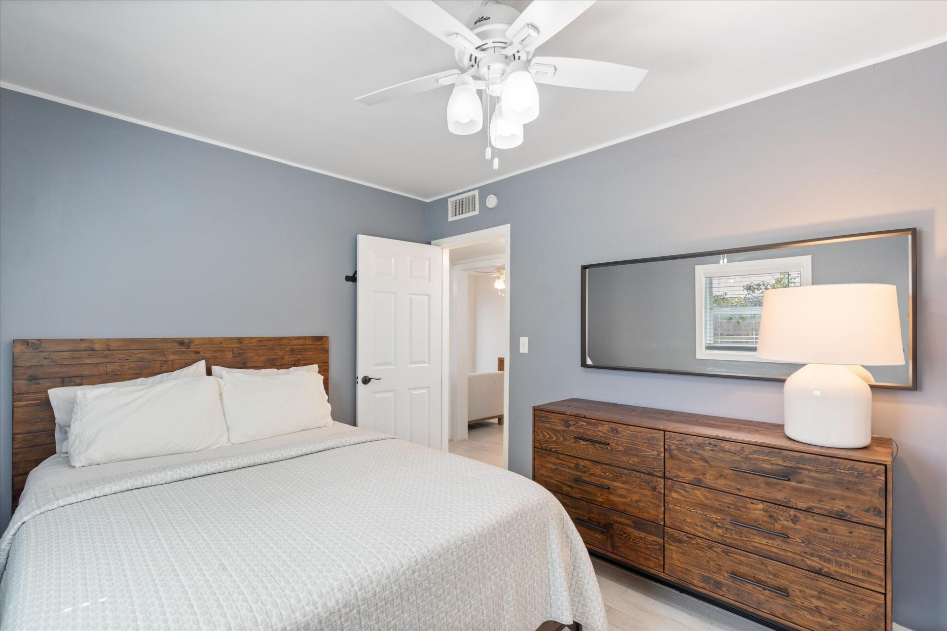 543 NE 3rd Avenue, Delray Beach, FL 33444 Photo