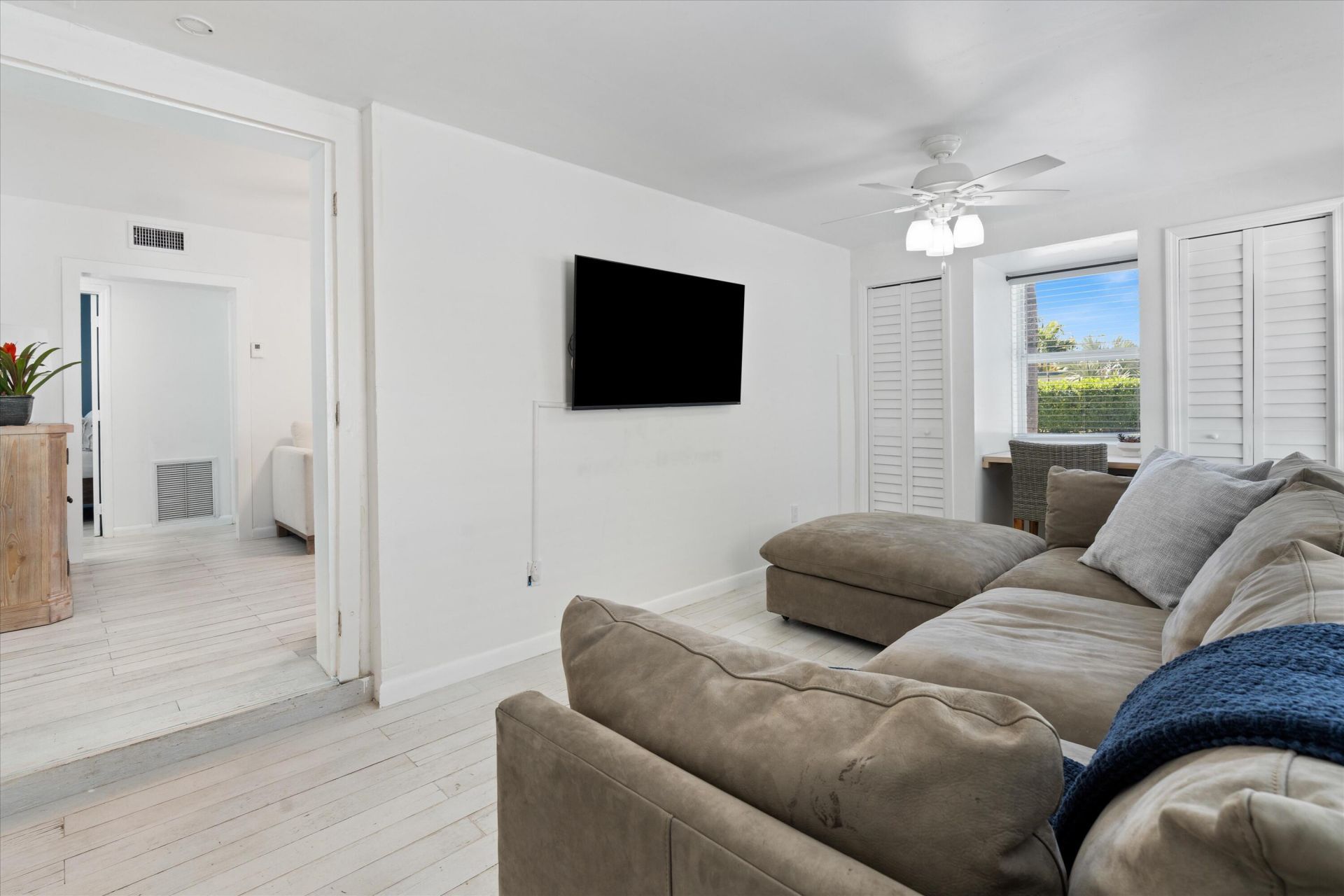 543 NE 3rd Avenue, Delray Beach, FL 33444 Photo