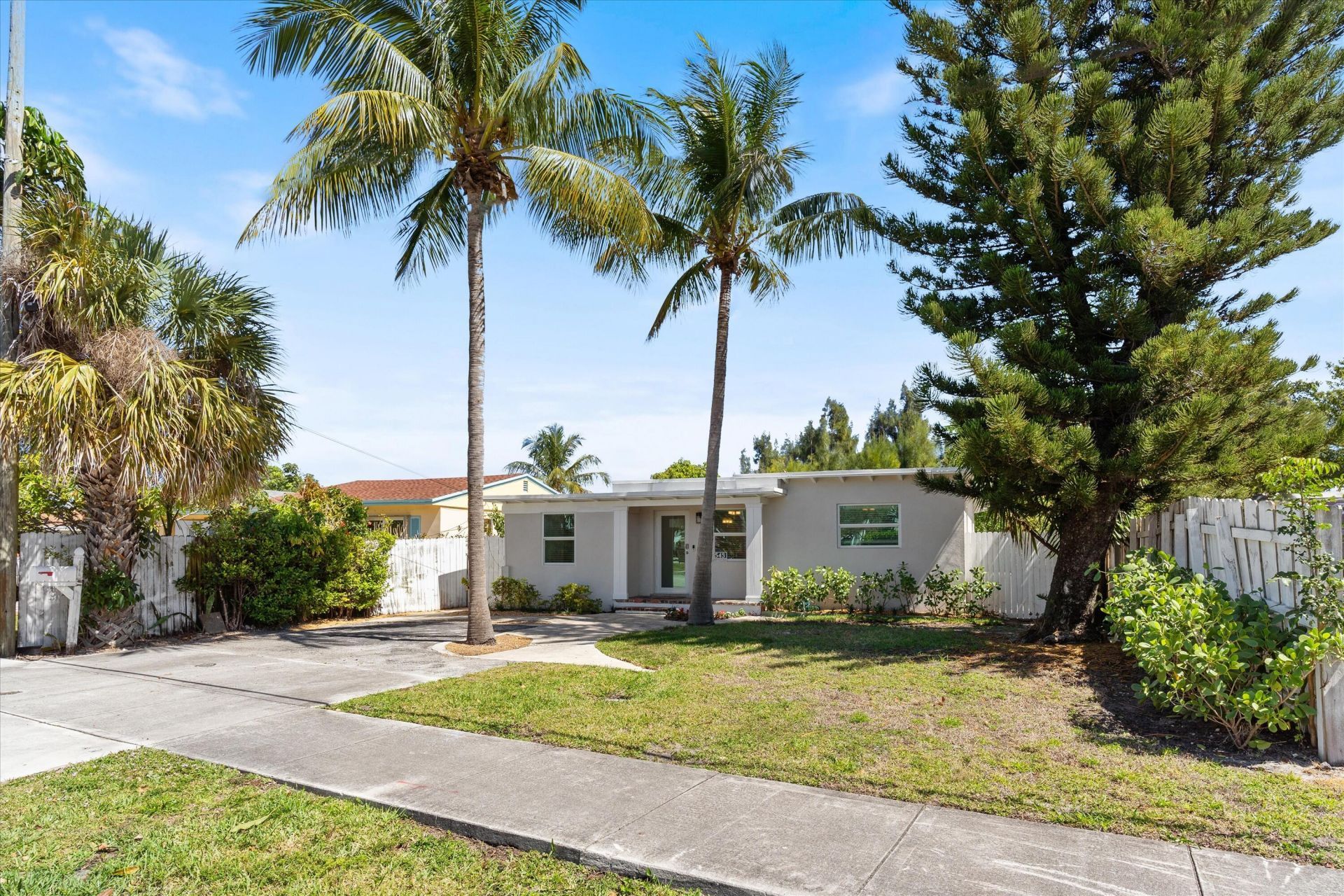543 NE 3rd Avenue, Delray Beach, FL 33444 Photo