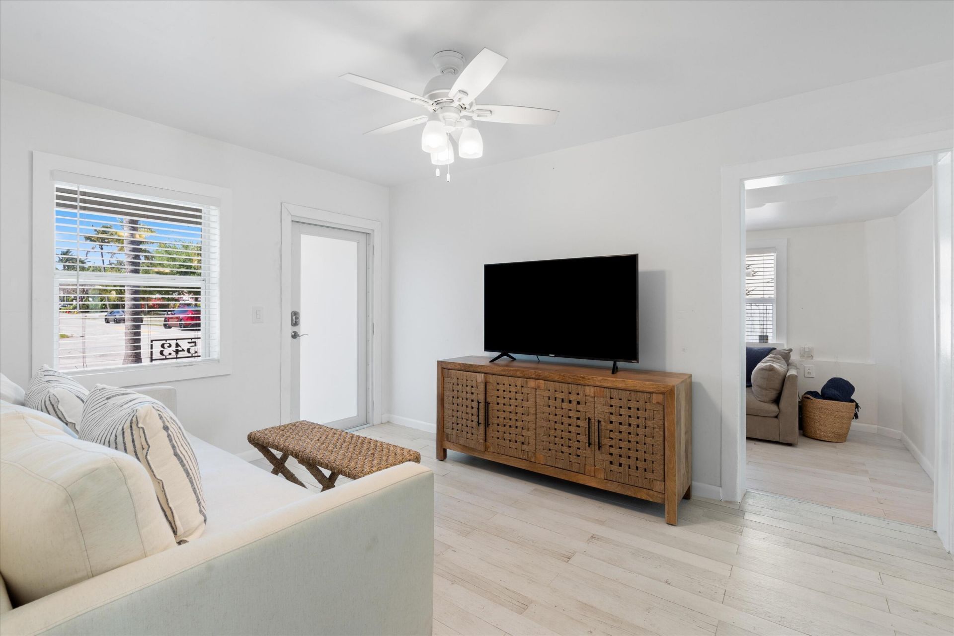 543 NE 3rd Avenue, Delray Beach, FL 33444 Photo