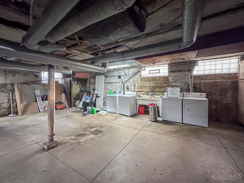 2517 Hackberry Street, Unit 3, Cincinnati, OH 45206 Photo 40