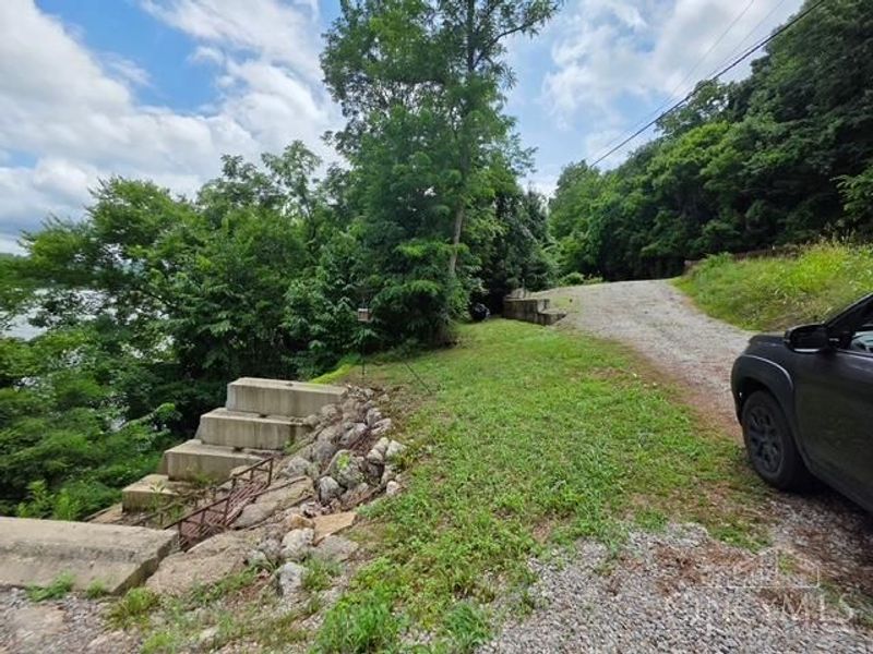 5033 US 52, Manchester, OH 45144 Photo 11