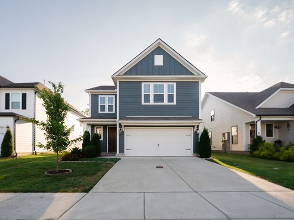 612 Conifer Dr, Spring Hill, TN 37174