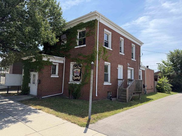 550 E Grand Avenue, Beloit, WI 53511