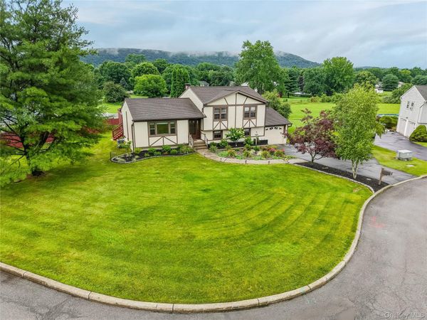 23 Buckingham Place , Washingtonville, NY 10992