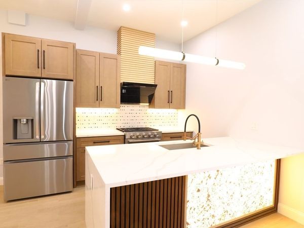 89 Trenton, Unit 2, Boston, MA 02128