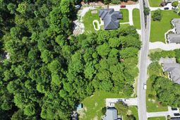 2423 Hunters Trail photo 4