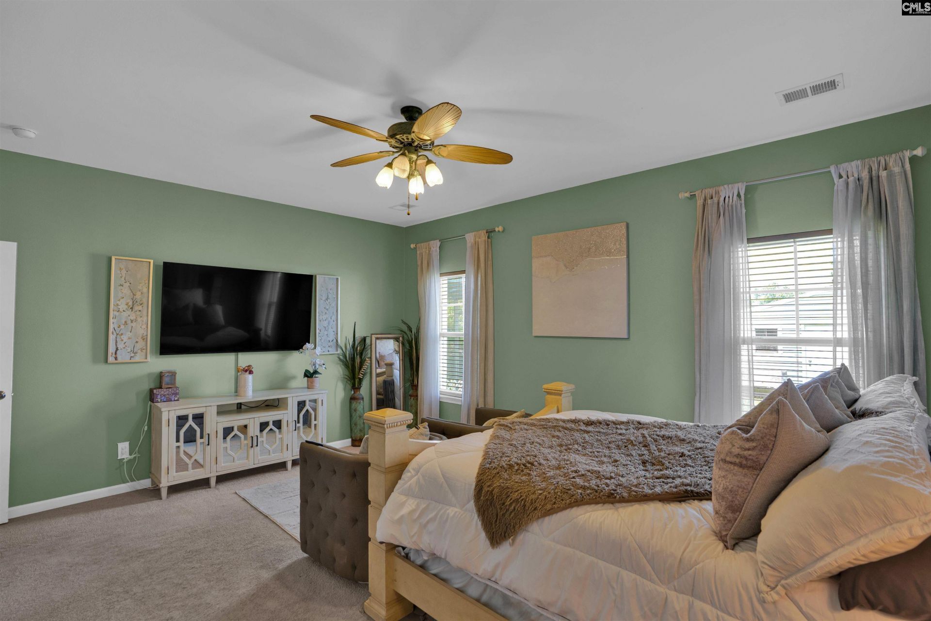 166 Castlefield Drive  Photo 25