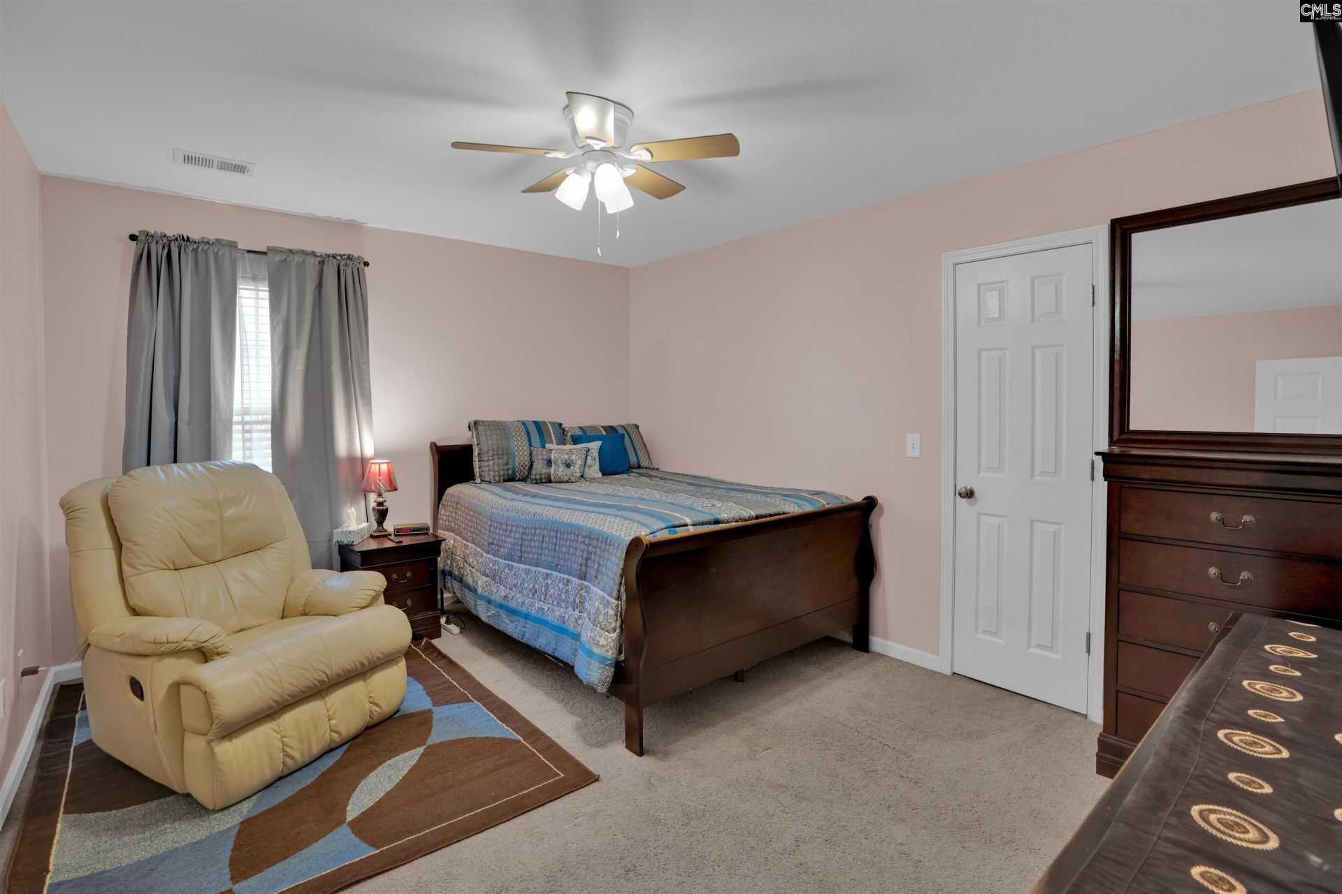 166 Castlefield Drive  Photo 29