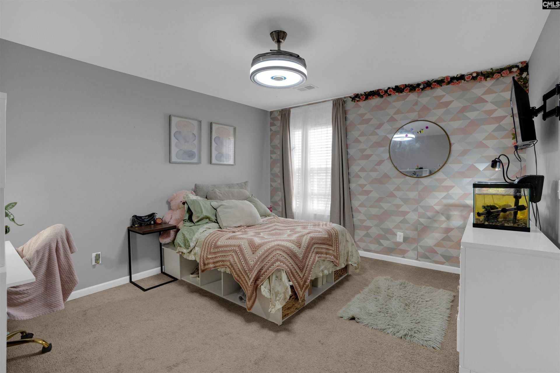 166 Castlefield Drive  Photo 34