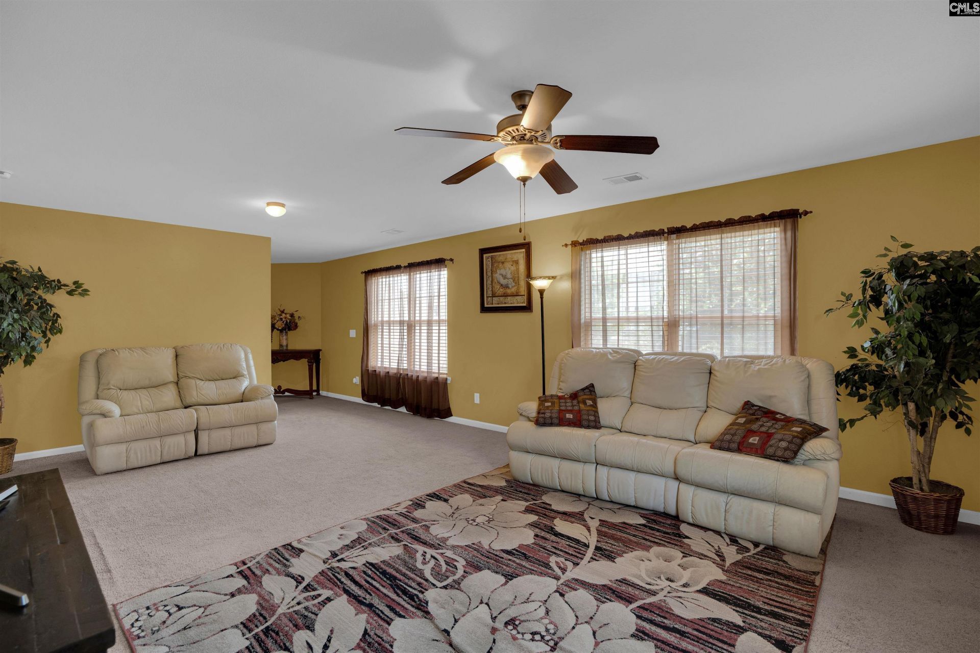166 Castlefield Drive  Photo 41
