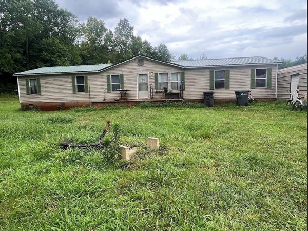 130 Vectra Drive, Statesville, NC 28625