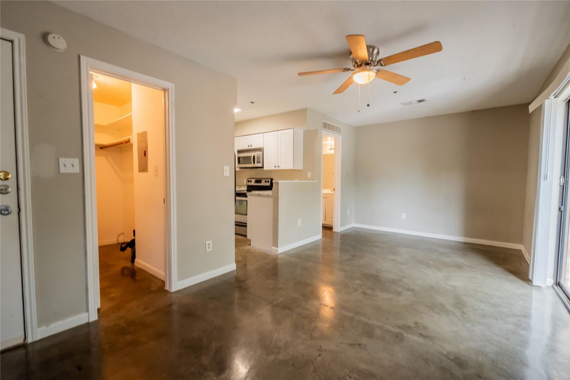 1013 W 23rd St, Unit 201, Austin, TX 78705 Main Photo
