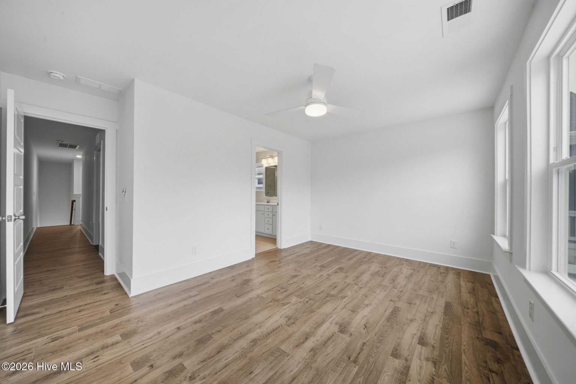 320 Goldsboro Avenue Photo 24