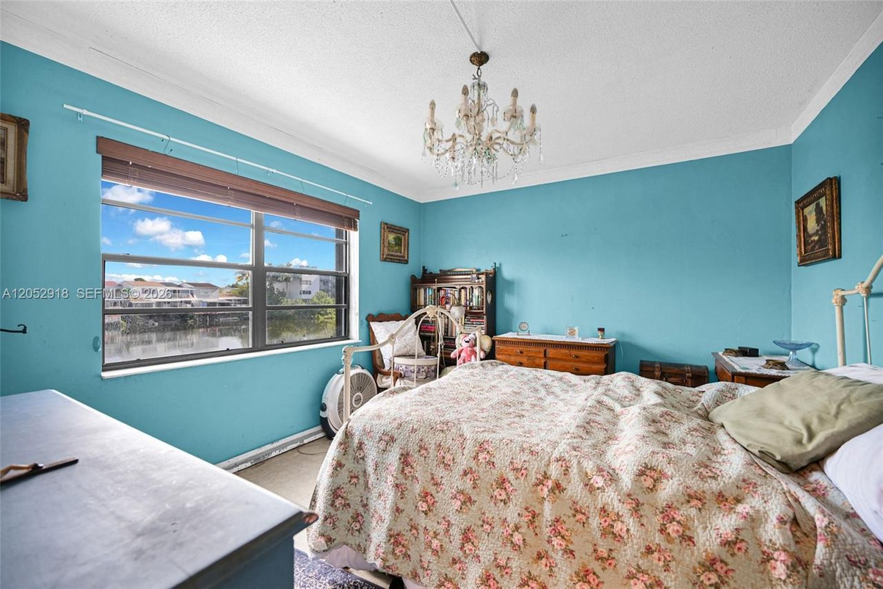 1335 W 68th St, Unit 204, Hialeah, FL 33014 Photo