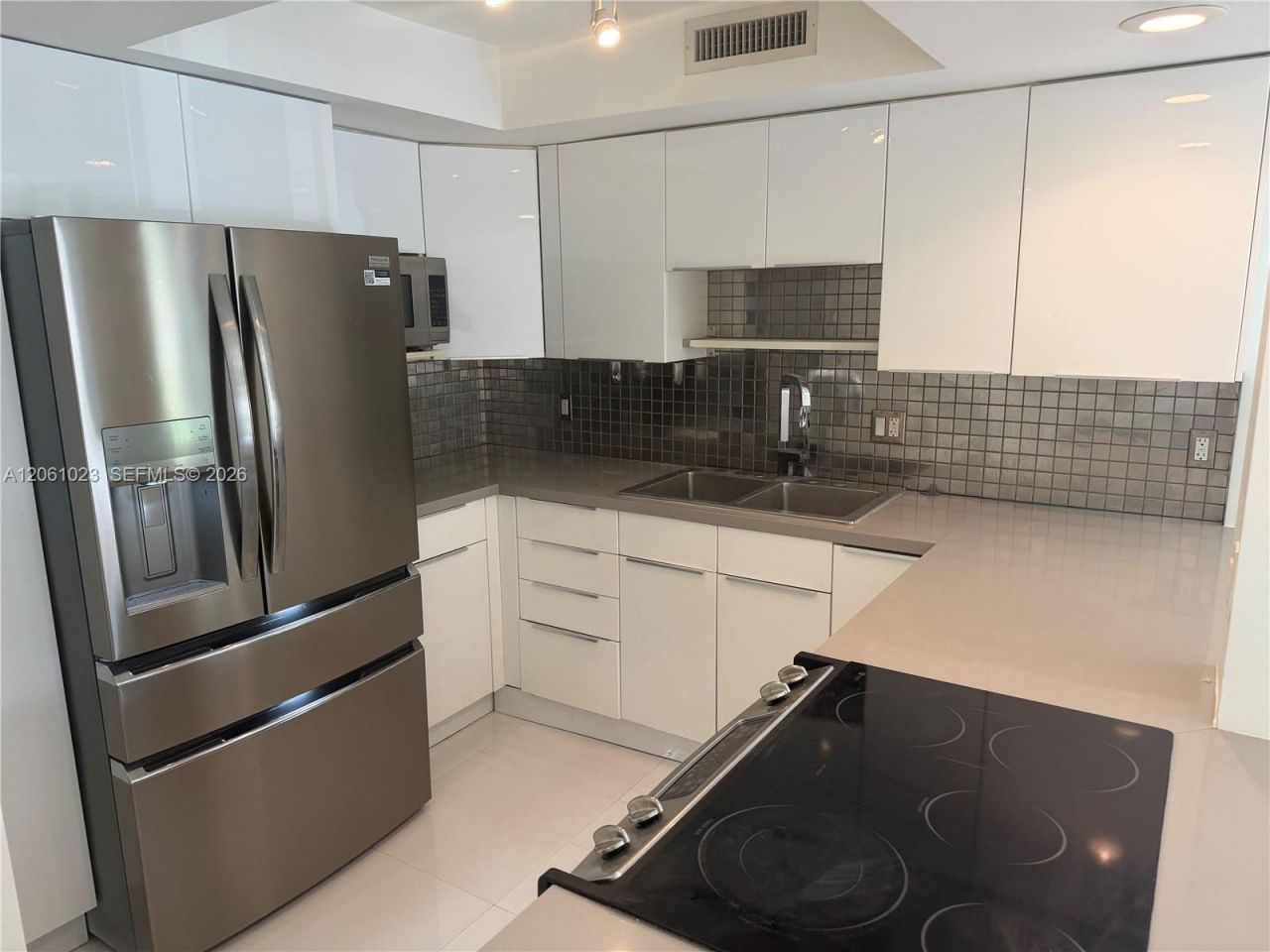 140 Jefferson Ave, Unit 14005, Miami Beach, FL 33139 Photo