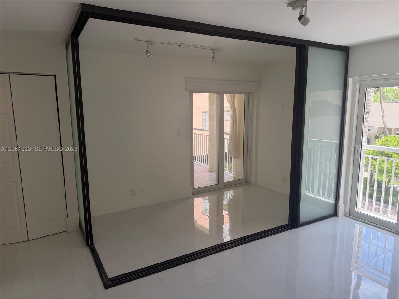 140 Jefferson Ave, Unit 14005, Miami Beach, FL 33139 Photo