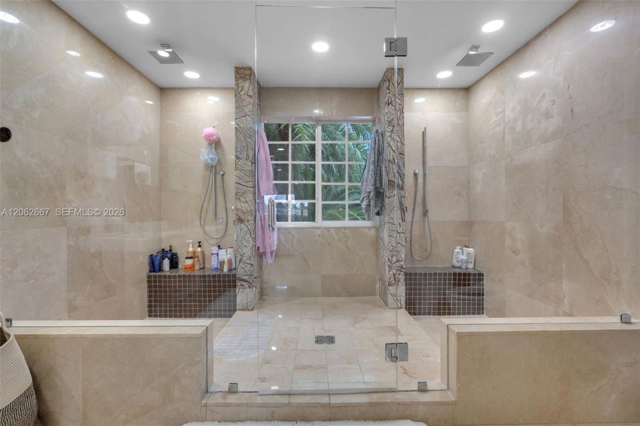 10867 NW 59th St, Doral, FL 33178 Photo
