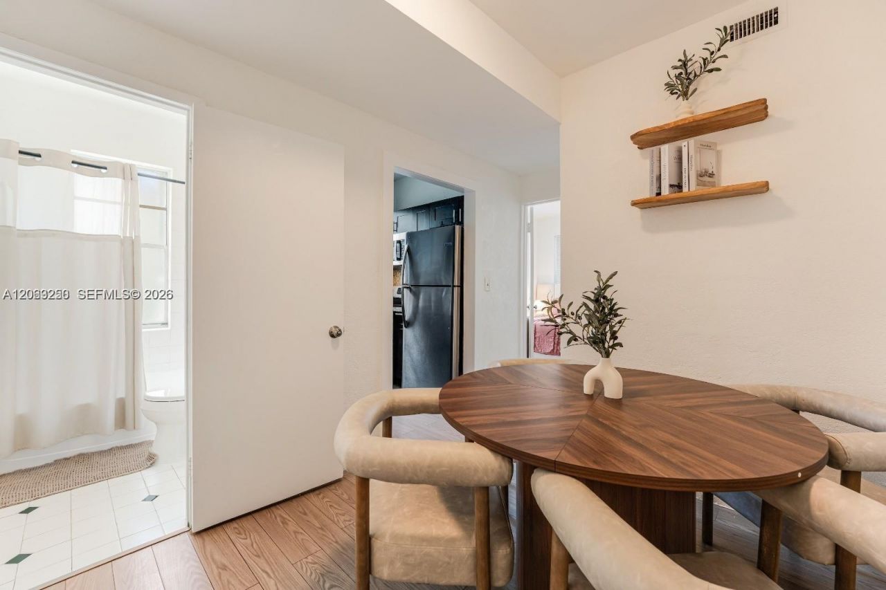 301 SW 10th Ave , Unit 2, Miami, FL 33130 Photo