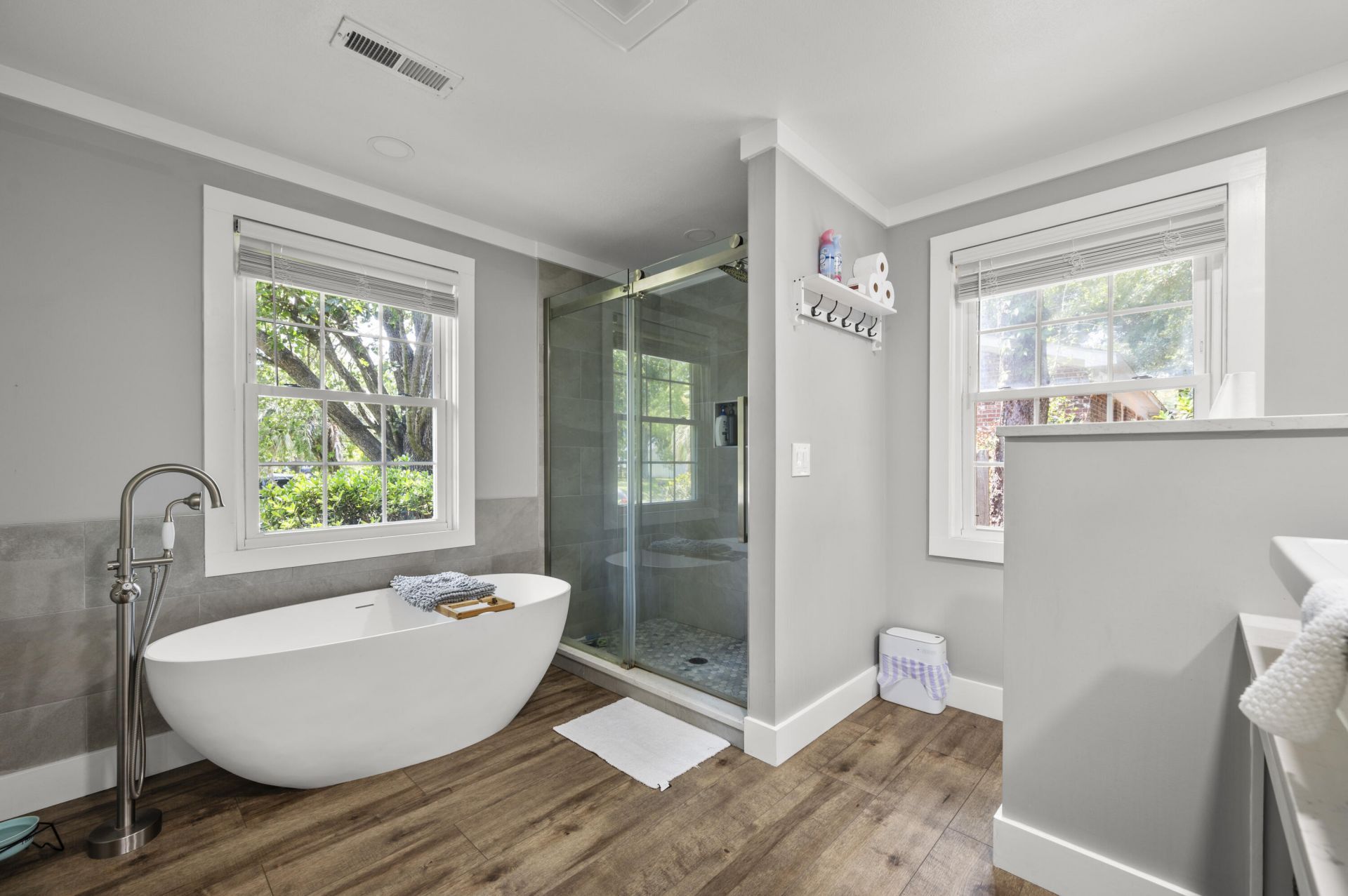 1352 Honeysuckle Lane Photo 13