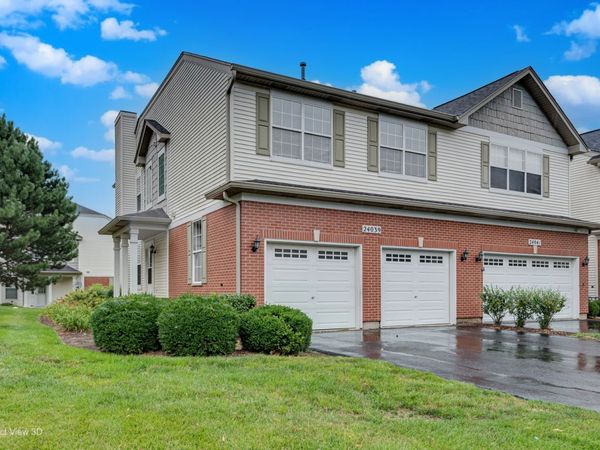 24039 Walnut Circle , Plainfield, IL 60585