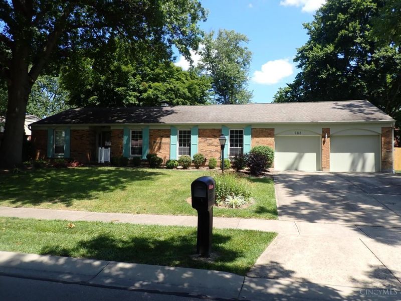 688 Buff Court, Springfield Twp., OH 45231 Photo 1