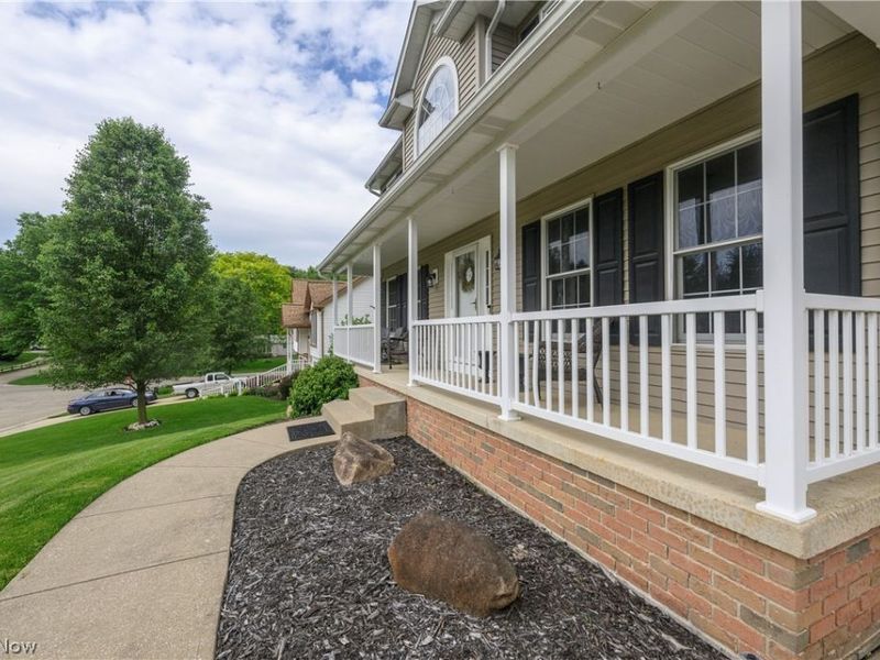 1150 Rolena Circle NW, Canton, OH 44708 Photo 3