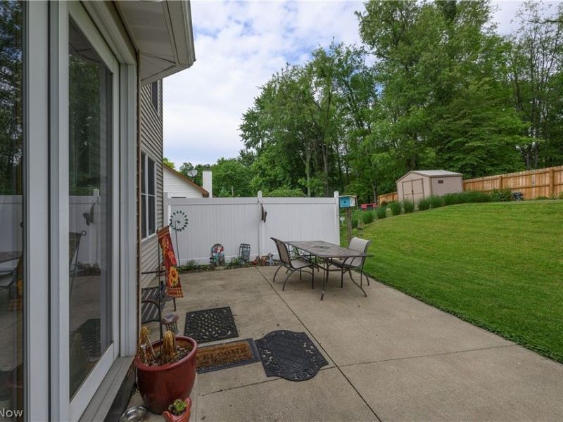 1150 Rolena Circle NW, Canton, OH 44708 Photo 8