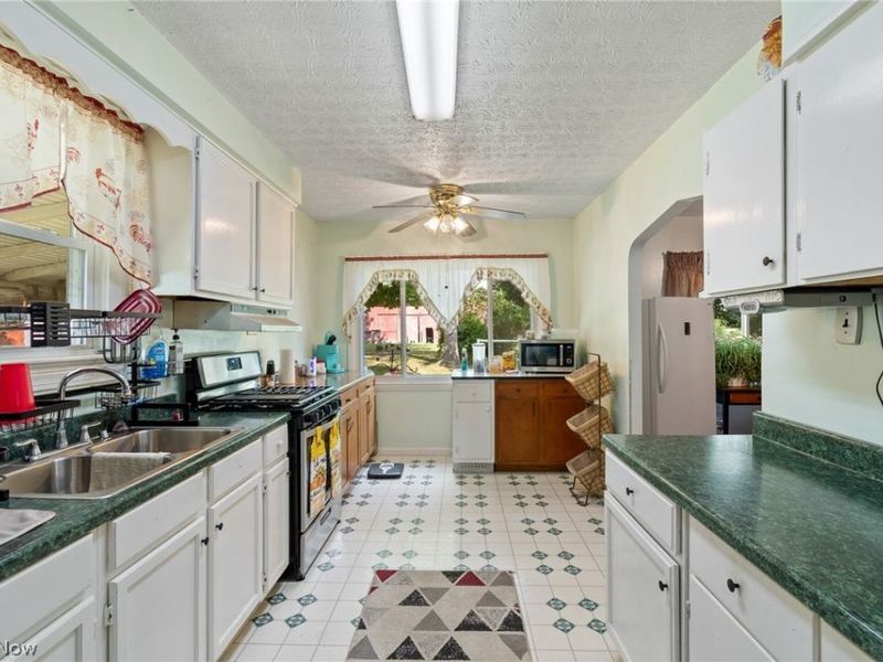 7999 Wadsworth Road, Wadsworth, OH 44281 Photo 19