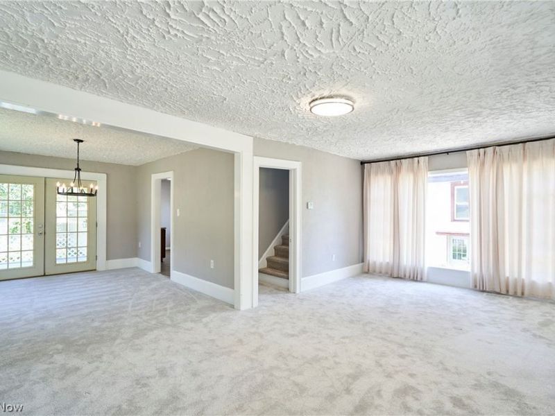 1102 Diagonal Road , Akron, OH 44320 Photo 10