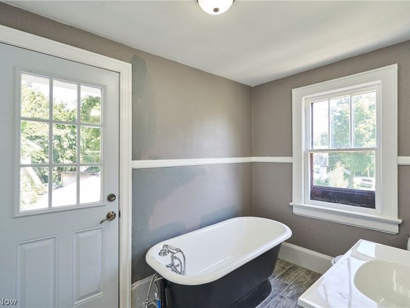 1102 Diagonal Road , Akron, OH 44320 Photo 19