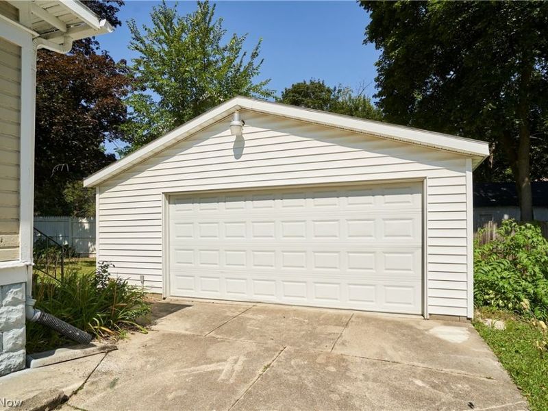 1102 Diagonal Road , Akron, OH 44320 Photo 3