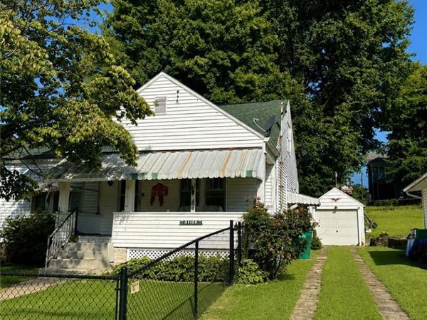 1611 Lawrence Street, Parkersburg, WV 26101