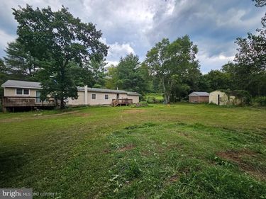 348 THOMPSON HOLLOW ROAD, BENTONVILLE, VA 22610