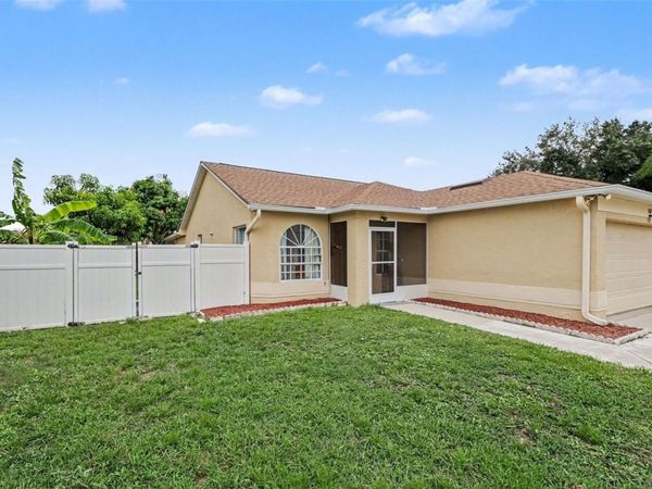 1607 WIDELAKE COURT, BRANDON, FL 33511