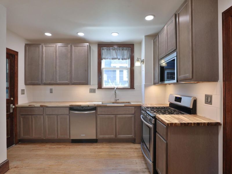 306 Crestview Road, Columbus, OH 43202 Photo 15