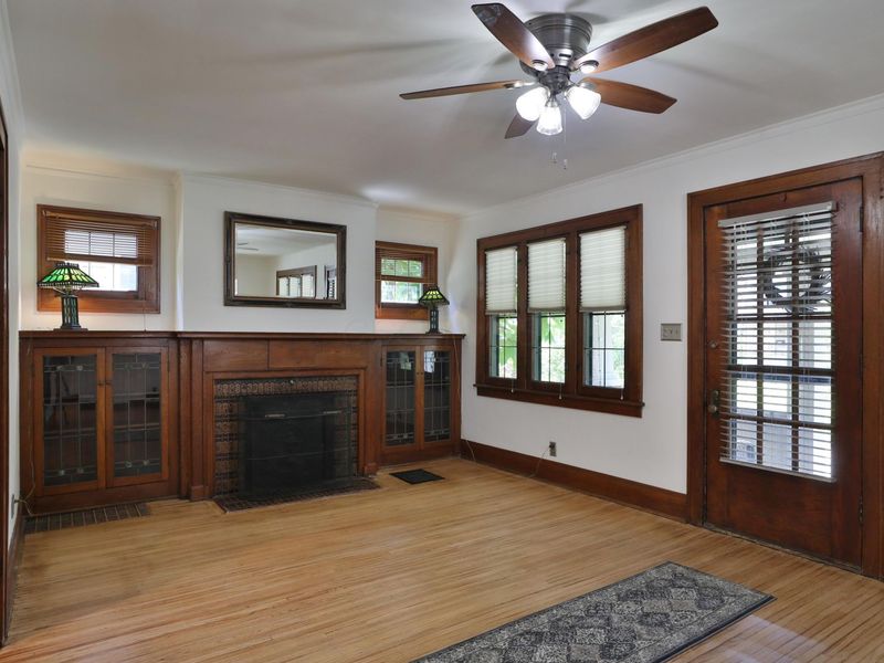 306 Crestview Road, Columbus, OH 43202 Photo 9