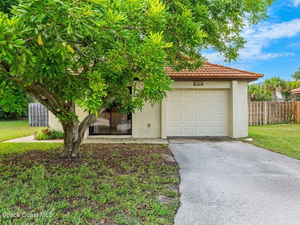 8759 Banyan Way , Cape Canaveral, FL 32920