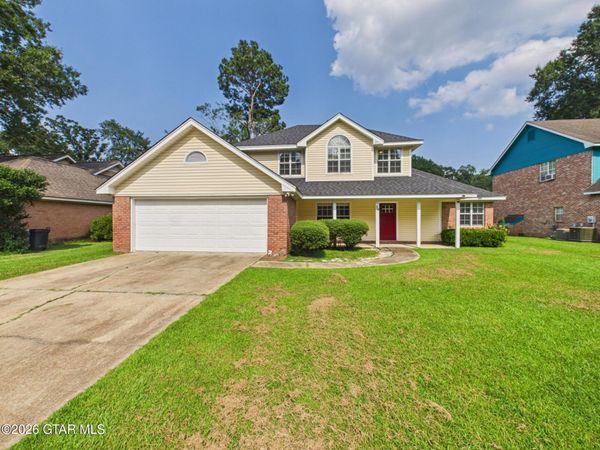 59 Savannah Street, Columbus, MS 39702