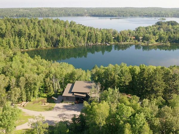 1499 E Miners Drive E, Ely, MN 55731
