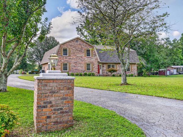 241 Camille St, Manchester, TN 37355