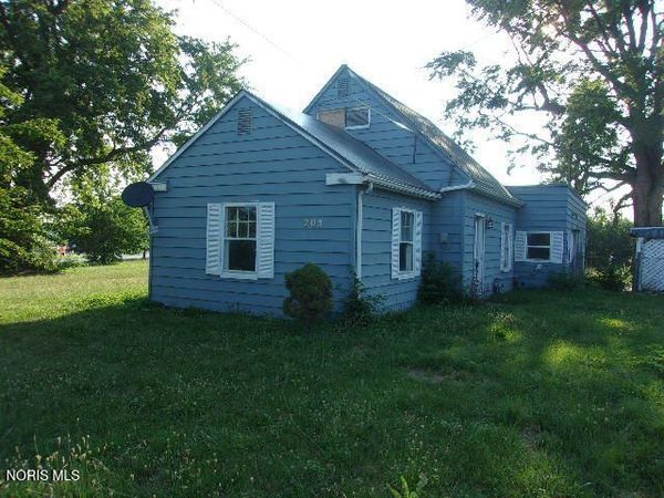 203 Scott Street , McComb, OH 45858