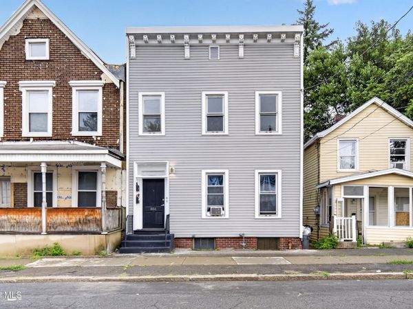 851 Livingston Avenue, Albany, NY 12206